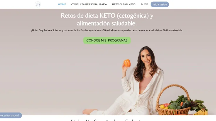 Current Nutriandreaa homepage with navigation, program information and a photograph of Andrea Solorio